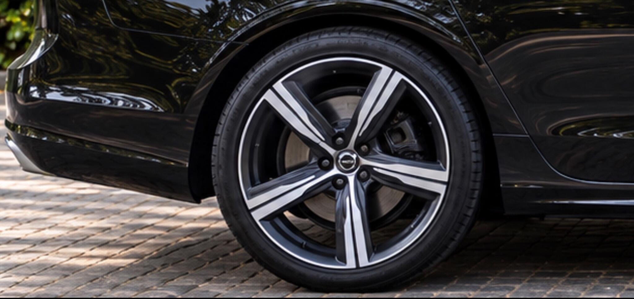 2018 Volvo V90 — photo 20